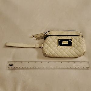 Steve Madden wristlet